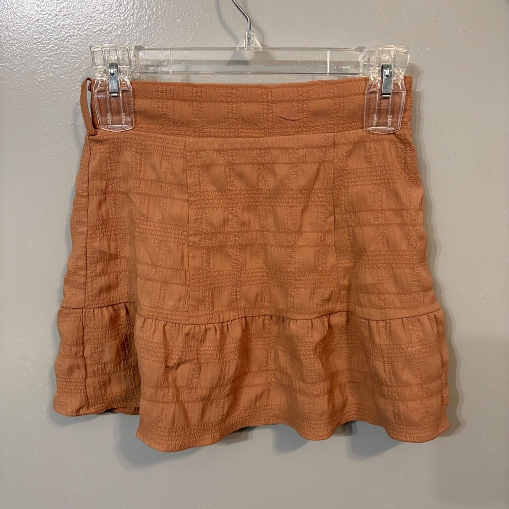 Forever 21 Terracotta Orange Peach Textured Tiered Ruffle Mini Skirt (Junior XS)